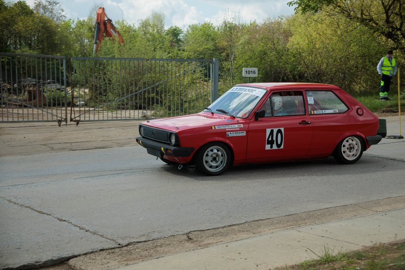 2L4B1988.jpg