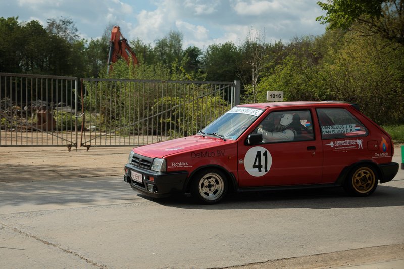 2L4B1989.jpg