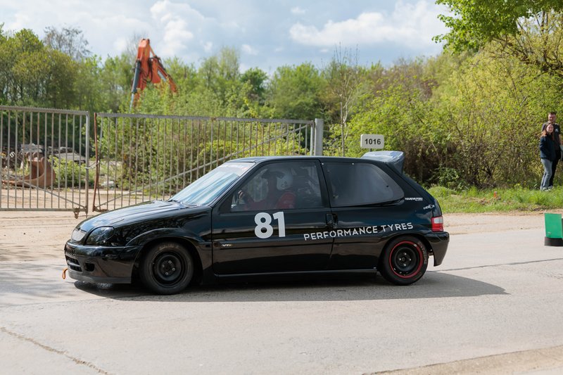 2L4B2028.jpg