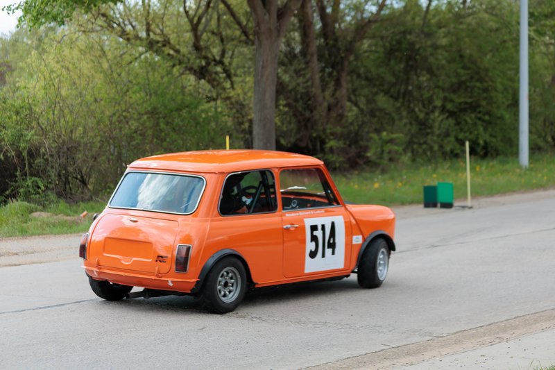 2L4B2095.jpg
