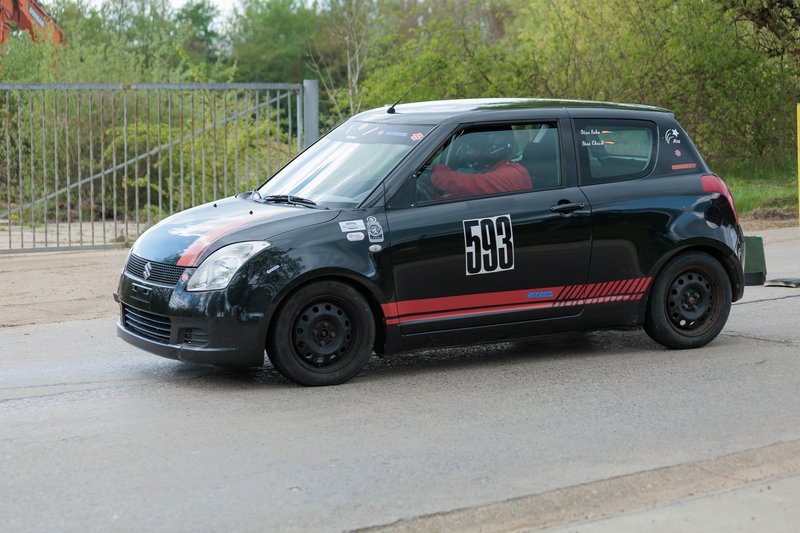 2L4B2096.jpg