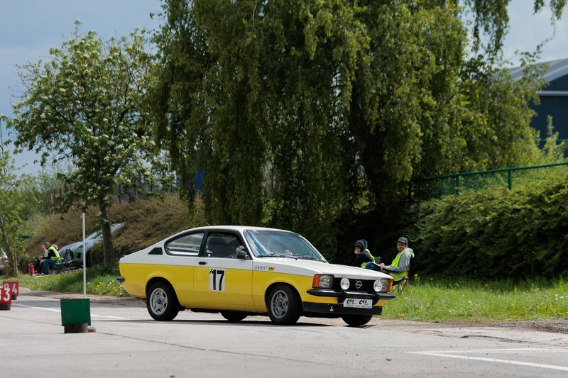 2L4B2122.jpg