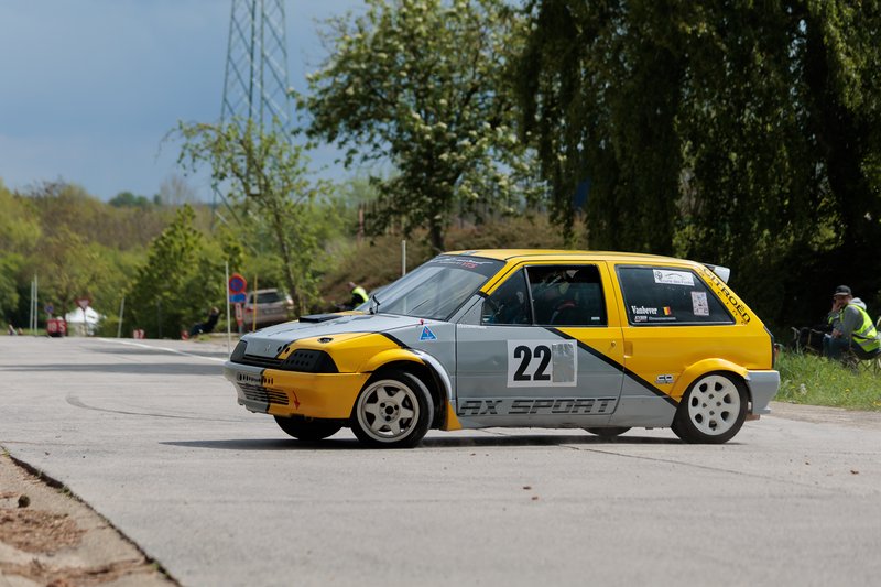2L4B2130.jpg
