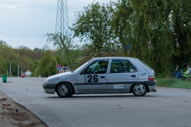 2L4B2135.jpg