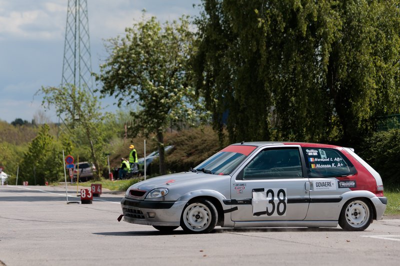2L4B2144.jpg