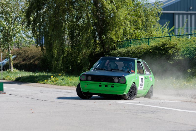 2L4B2201.jpg