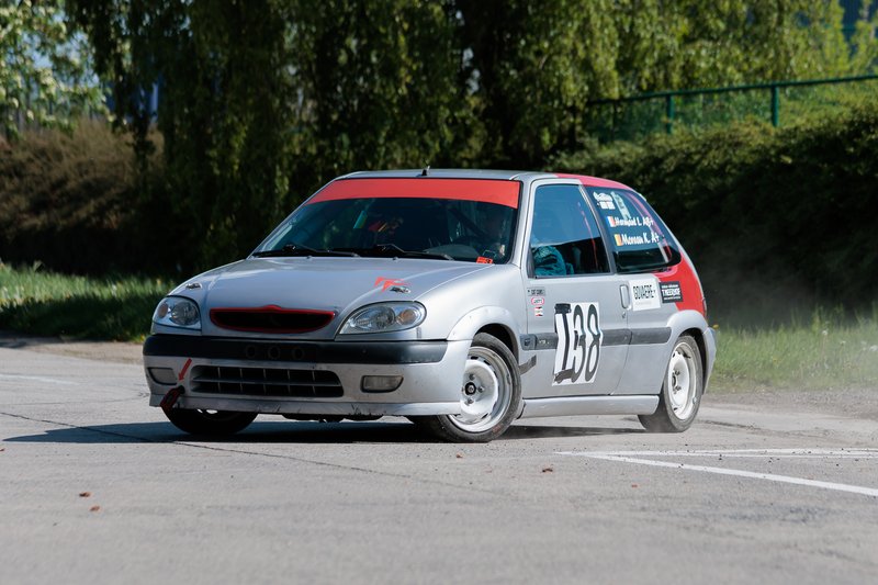 2L4B2203.jpg