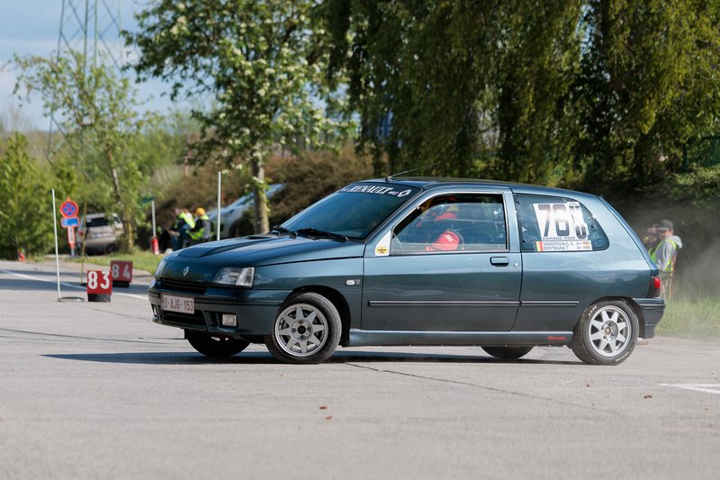 2L4B2218.jpg