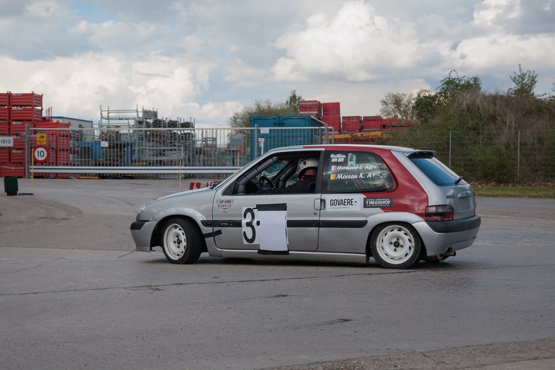 2L4B2225.jpg