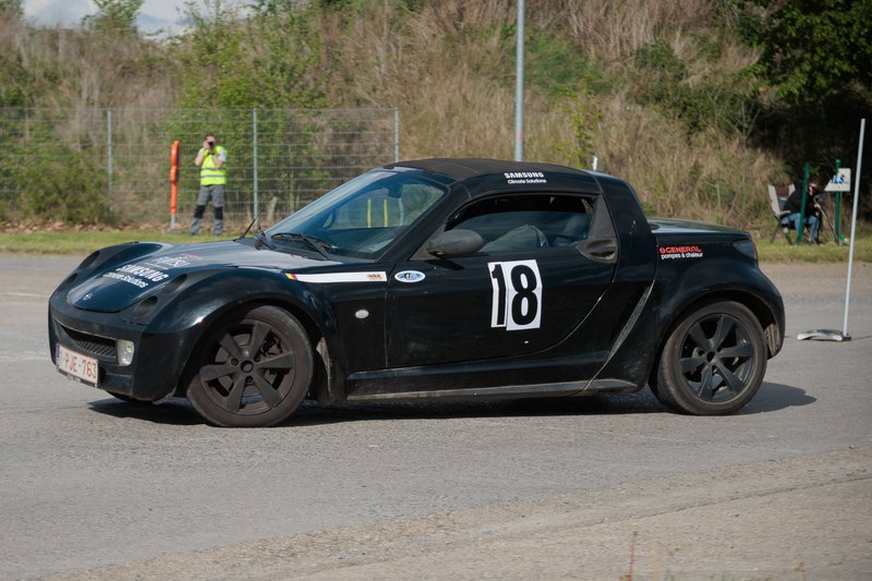2L4B2242.jpg