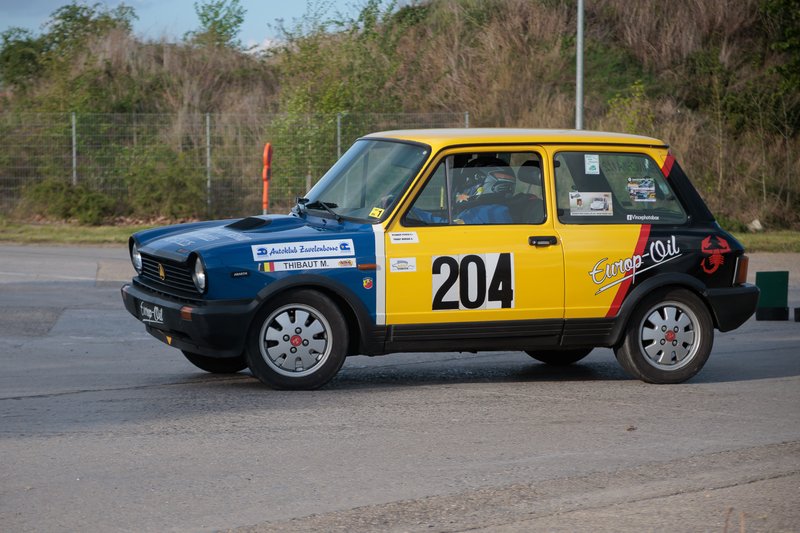 2L4B2307.jpg