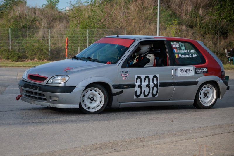 2L4B2312.jpg