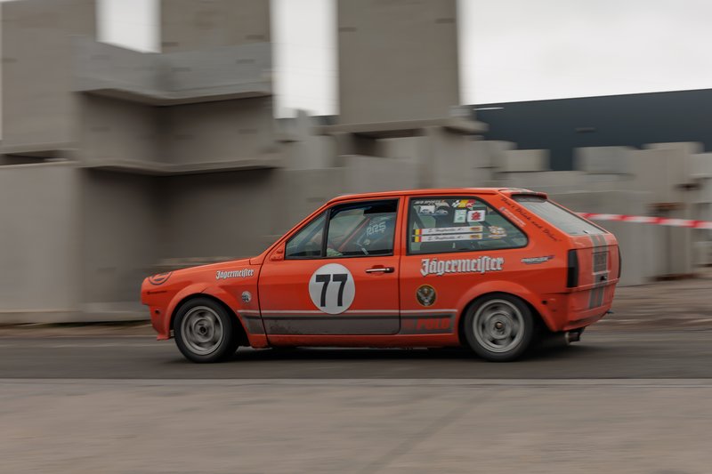 2L4B9000.jpg